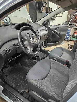 Toyota Yaris huolto ja korjaus - Kuva 1